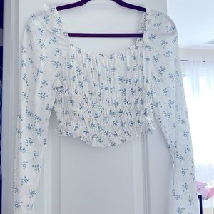 Long sleeve, floral, Urban Outfitters Crop Top